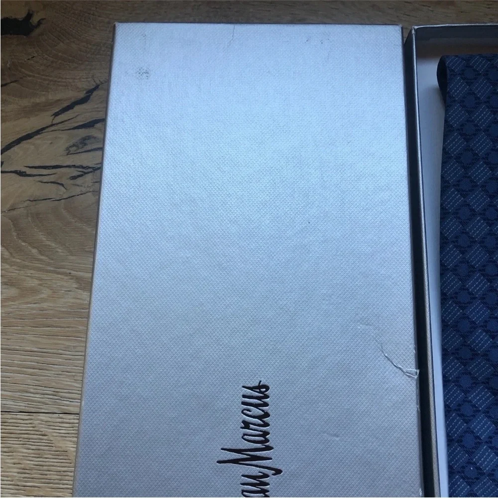 🔥ARMANI silk tie NEW STUNNING giftable price firm!
